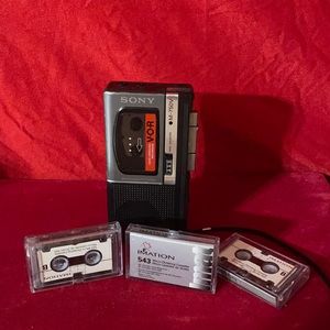 Vintage Sony Pressman M-750V